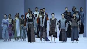 Jakarta Fashion Week 2025 Soroti Tren Sustainable Streetwear Ramah Lingkungan