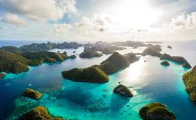 Traveling Indonesia 2025: Ekowisata, Smart Tourism & Kebangkitan Desa Wisata